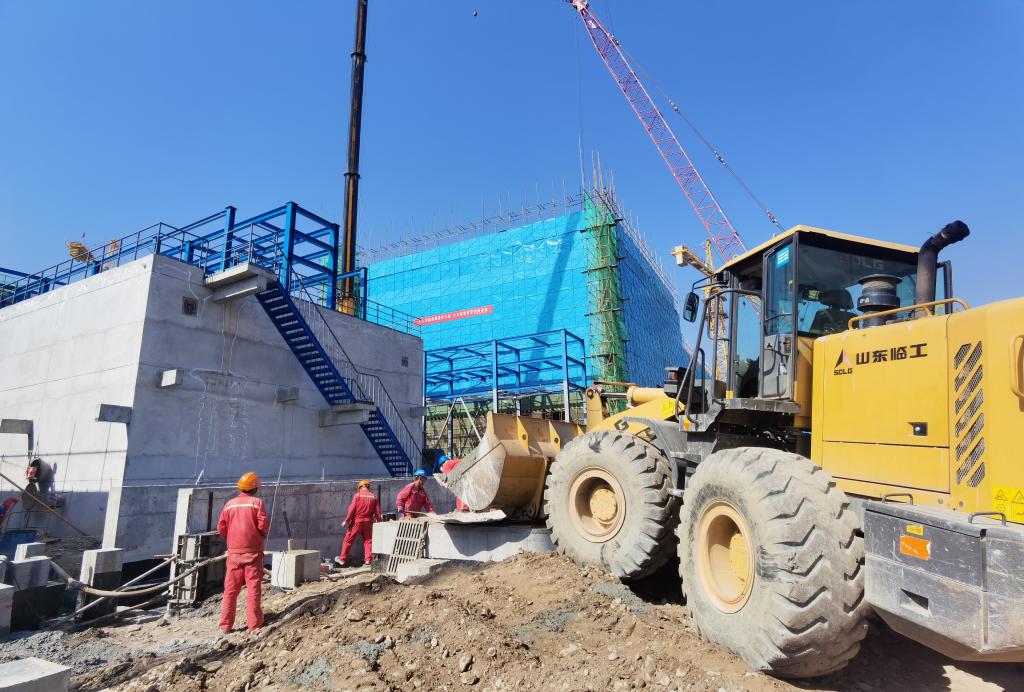 兰州石化3.5万吨/年特种丁腈橡胶项目全面转入设备安装阶段