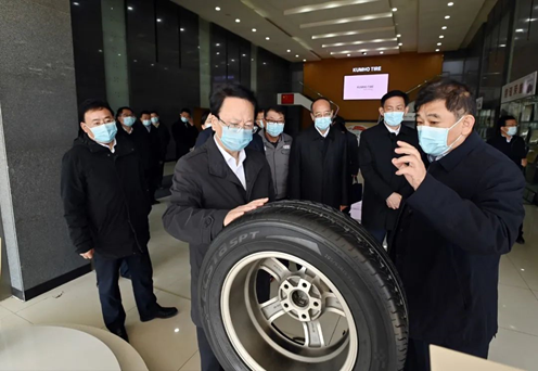 省委书记,调研轮胎厂商 省委书记,调研轮胎厂商