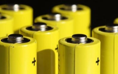 导电炭黑在锂电池中起到什么作用？