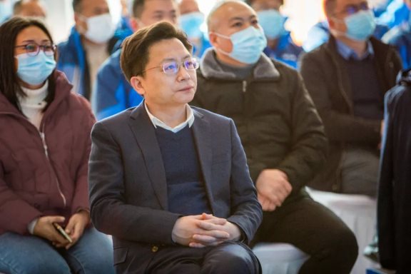 荆门高新区党工委副书记、管委会常务副主任、掇刀区委副书记、区长王玮 荆门高新区党工委副书记、管委会常务副主任、掇刀区委副书记、区长王玮