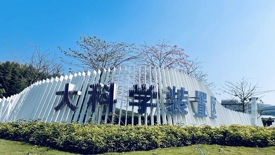 解决我国航空轮胎“卡脖子”难题 解决我国航空轮胎“卡脖子”难题