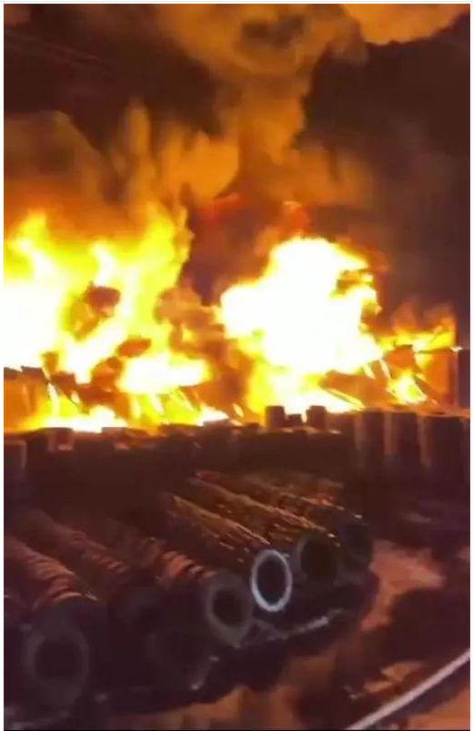 哈尔滨轮胎仓库大火 过火面积达1000平