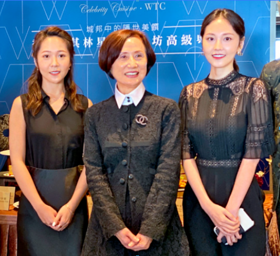 中间站立者为林君颖，右一为侯嘉骐