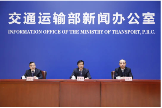 公路货运量增长12.6% 公路货运量增长12.6%