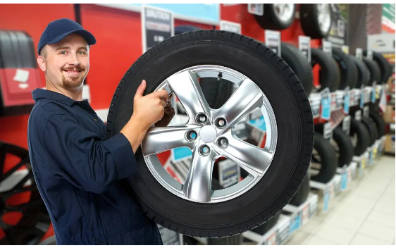 横滨轮胎公司计划在美国提高替代市场消费和商用轮胎的价格，幅度未公开。