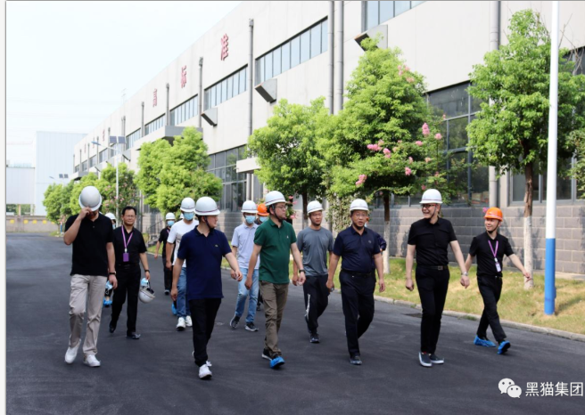 汪羽、袁凯一行到安徽黑猫公司调研指导 汪羽、袁凯一行到安徽黑猫公司调研指导