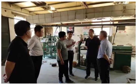 省工信厅化专办到冠县开展山东冠力橡胶有限公司轮胎生产企业现场核查工作。