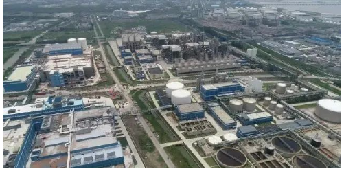 韩泰轮胎目前在中国有三家工厂，分别是江苏工厂、嘉兴工厂、重庆工厂