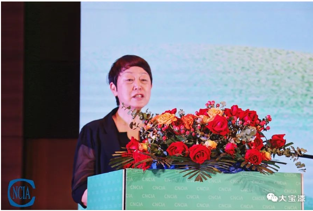 中国涂料工业协会会长孙莲英将作《我国木器涂料行业高质量可持续发展之道》主旨讲话