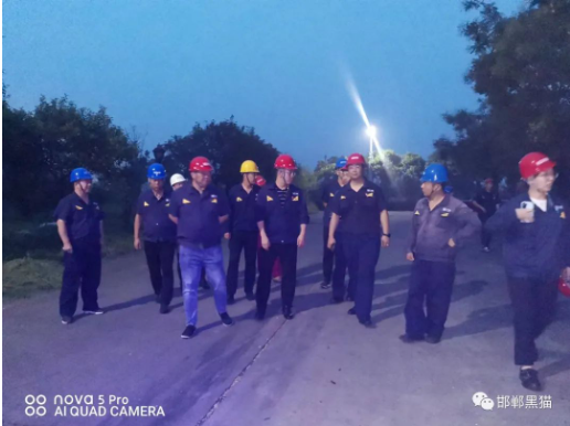夜间隐患排查 筑牢安全防线 夜间隐患排查 筑牢安全防线
