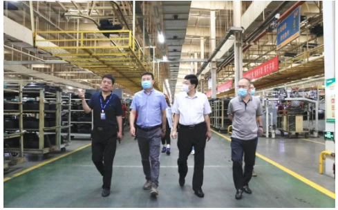 上级调研组到万达宝通轮胎参观调研