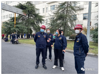 葛国荣首先向王耀一行介绍了中策集团近几年的发展情况和发展方向。 葛国荣首先向王耀一行介绍了中策集团近几年的发展情况和发展方向。