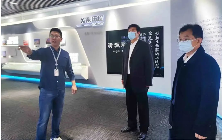 双方围绕合作共建、项目联合开发等相关主题展开深入探讨 双方围绕合作共建、项目联合开发等相关主题展开深入探讨
