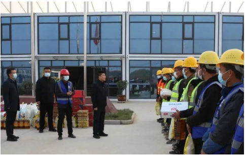区长带队,慰问在建轮胎项目部 区长带队,慰问在建轮胎项目部