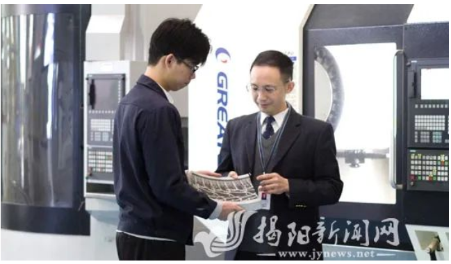 巨轮常务副总裁陈志勇：在轮胎模具上浇筑高精技术之“花”