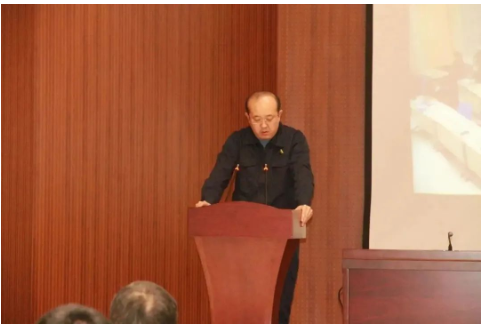 高文杰:成绩是干出来的,不是吹出来的。困难再大,苦干实干就有解决之路;问题再小,不干不动永无解决之日。回顾今年以来的工作,我深深体会到唯有认真才能把工作做细,唯有用心才能把工作做实,唯有实干、苦干才能把工作干好。2023年,我将立足公司平台,带领一厂团队,坚定信心、同心同德,埋头苦干、奋勇前进,圆满完成全年生产任务目标。 高文杰:成绩是干出来的,不是吹出来的。困难再大,苦干实干就有解决之路;问题再小,不干不动永无解决之日。回顾今年以来的工作,我深深体会到唯有认真才能把工作做细,唯有用心才能把工作做实,唯有实干、苦干才能把工作干好。2023年,我将立足公司平台,带领一厂团队,坚定信心、同心同德,埋头苦干、奋勇前进,圆满完成全年生产任务目标。
