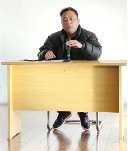 总经理姚峰发表讲话 总经理姚峰发表讲话
