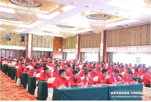 中策橡胶高品质产品赢得广大用户青睐，为中国全钢轮胎市场注入发展动能！