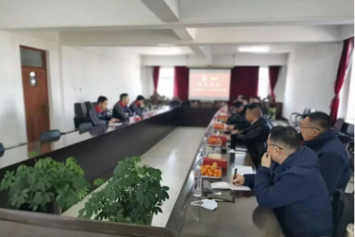 汇通达汇乐驰汽后项目负责人石少华及相关子公司总经理、企业客户一行来到了大连轮胎有限公司