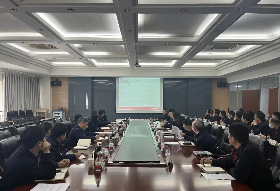延长橡胶公司召开总结分析会，强调二季度机遇大于挑战