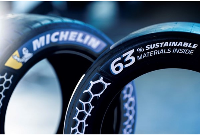 斯堪的纳维亚环境系统公司(Enviro)近日宣布，在今年的第100届勒芒24小时耐力赛中，其提供的回收炭黑(rCB)被用于米其林赛车轮胎。这标志着Enviro的材料甚至能够应用于全球最负盛名且要求最高的赛车比赛之一。