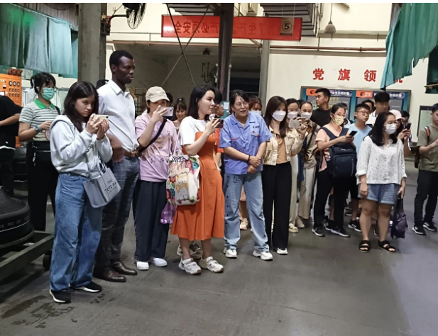 通过这次参观交流活动，新桂轮公司进一步巩固了在国际市场的声誉。
