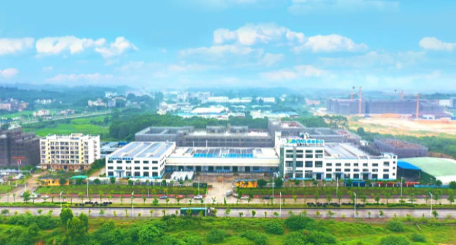 广州集泰化工股份有限公司是一家以研发、生产和销售环境友好型密封胶和涂料为主的国家高新技术企业，致力于为全球客户提供定制化解决方案。