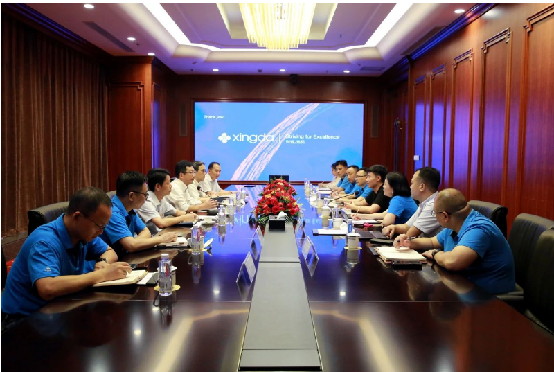 双方合作的深化不仅体现了业务上的共赢，更凝聚了彼此间的情感纽带。展望未来，兴达和东海合肥将以更加紧密的合作，共同推动产业的繁荣发展，共享成功的果实。