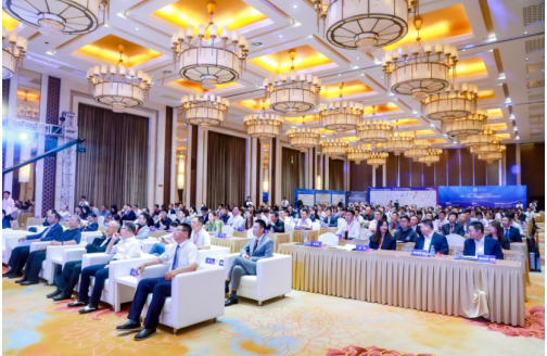 贵州轮胎在第六届中国经济大会斩获三项大奖