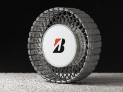 应对月球极端环境，普利司通推出高性能月球车轮胎